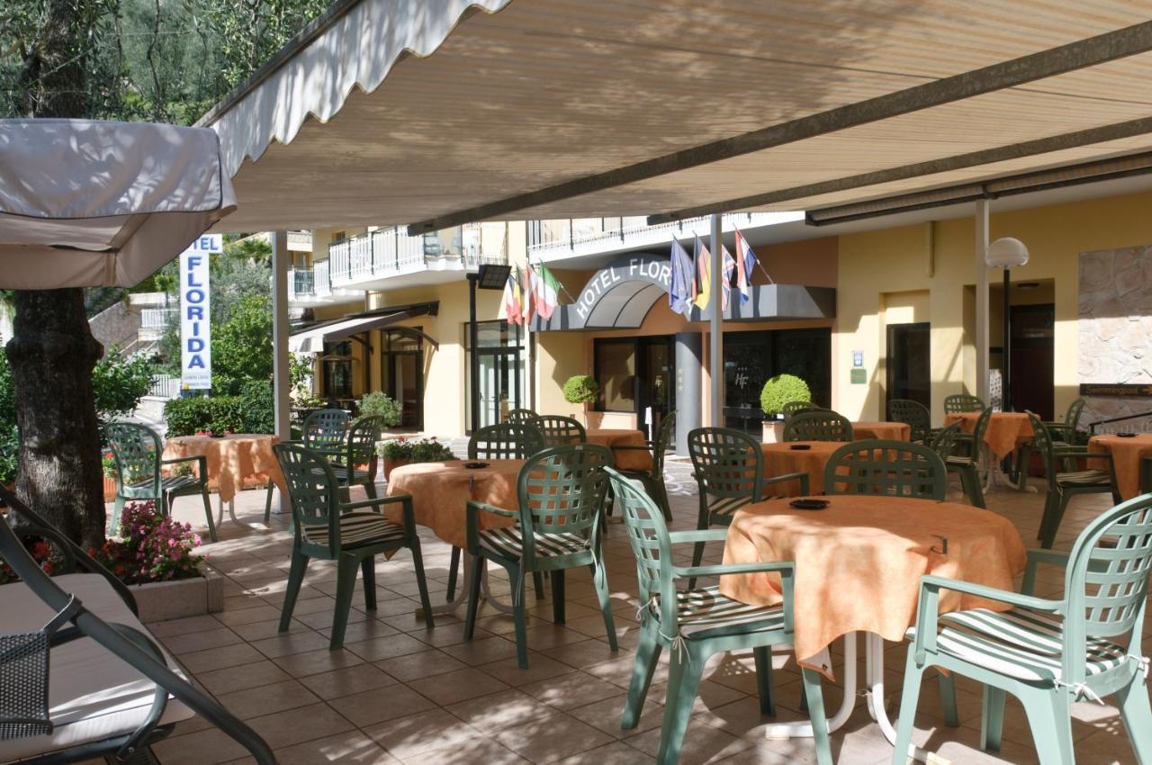 Hotel Florida ลีโมเนซุลการ์ดา ภายนอก รูปภาพ